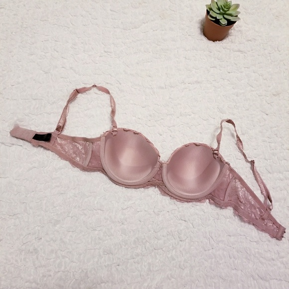 34 C Pink Lace Bra by Marilyn Monroe - Picture 3 of 6